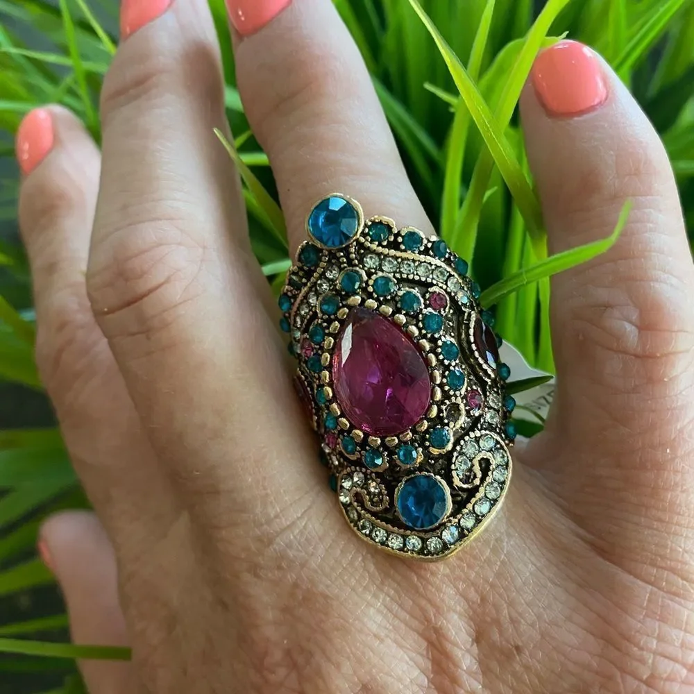 Beautiful Ring - Picture 3 of 7